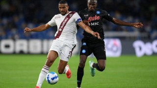 意甲关键战来袭：那不勒斯坐镇主场，都灵客场抢分求生